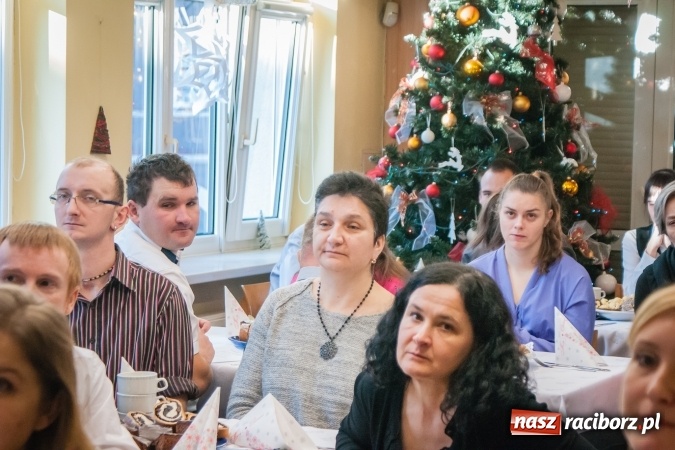 Zdjęcie w galerii na portalu naszraciborz.pl: Wigilia w raciborskich Warsztatach Terapii Zajęciowej wiadomości z regionu