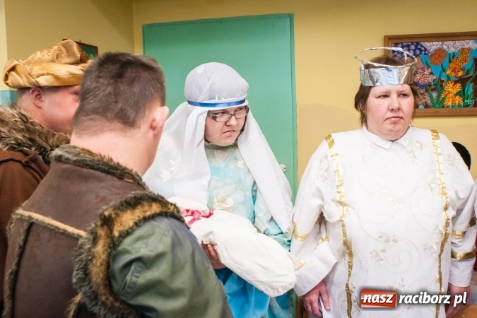 Zdjęcie w galerii na portalu naszraciborz.pl: Wigilia w raciborskich Warsztatach Terapii Zajęciowej wiadomości z regionu