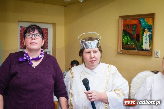 Zdjęcie w galerii na portalu naszraciborz.pl: Wigilia w raciborskich Warsztatach Terapii Zajęciowej wiadomości z regionu