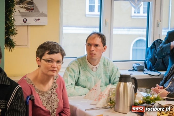 Zdjęcie w galerii na portalu naszraciborz.pl: Wigilia w raciborskich Warsztatach Terapii Zajęciowej wiadomości z regionu