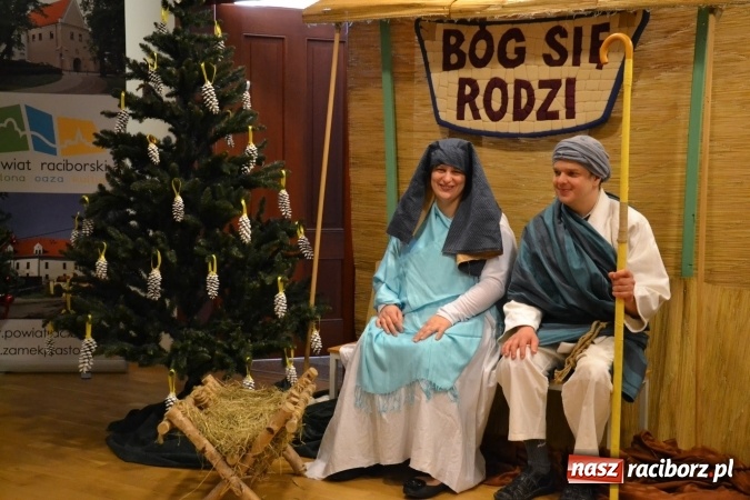 Zdjęcie w galerii na portalu naszraciborz.pl: Spotkanie wigilijne Środowiskowego Domu Samopomocy w Raciborzu wiadomości z regionu