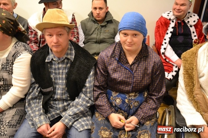 Zdjęcie w galerii na portalu naszraciborz.pl: Spotkanie wigilijne Środowiskowego Domu Samopomocy w Raciborzu wiadomości z regionu