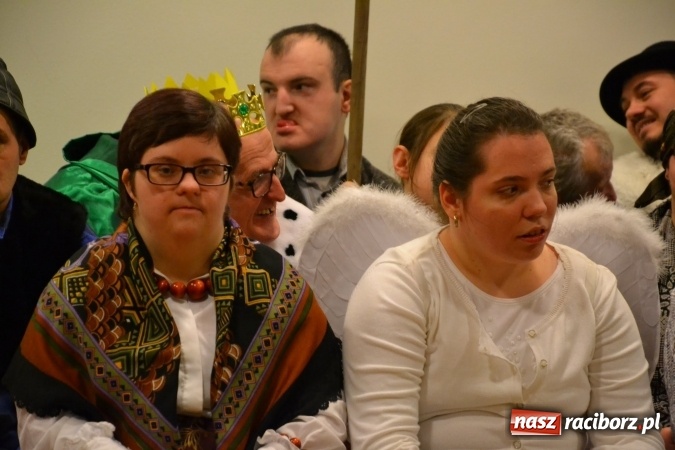 Zdjęcie w galerii na portalu naszraciborz.pl: Spotkanie wigilijne Środowiskowego Domu Samopomocy w Raciborzu wiadomości z regionu