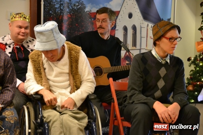 Zdjęcie w galerii na portalu naszraciborz.pl: Spotkanie wigilijne Środowiskowego Domu Samopomocy w Raciborzu wiadomości z regionu