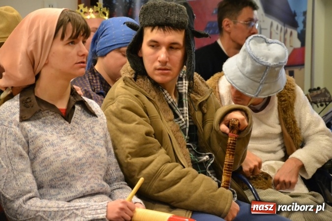 Zdjęcie w galerii na portalu naszraciborz.pl: Spotkanie wigilijne Środowiskowego Domu Samopomocy w Raciborzu wiadomości z regionu