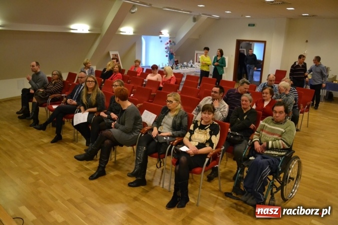 Zdjęcie w galerii na portalu naszraciborz.pl: Spotkanie wigilijne Środowiskowego Domu Samopomocy w Raciborzu wiadomości z regionu