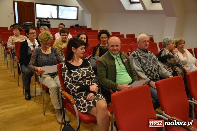 Zdjęcie w galerii na portalu naszraciborz.pl: Spotkanie wigilijne Środowiskowego Domu Samopomocy w Raciborzu wiadomości z regionu