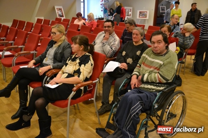 Zdjęcie w galerii na portalu naszraciborz.pl: Spotkanie wigilijne Środowiskowego Domu Samopomocy w Raciborzu wiadomości z regionu