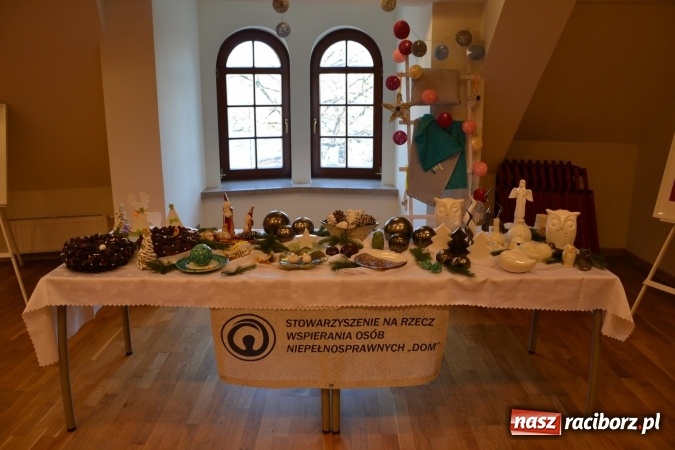 Zdjęcie w galerii na portalu naszraciborz.pl: Spotkanie wigilijne Środowiskowego Domu Samopomocy w Raciborzu wiadomości z regionu