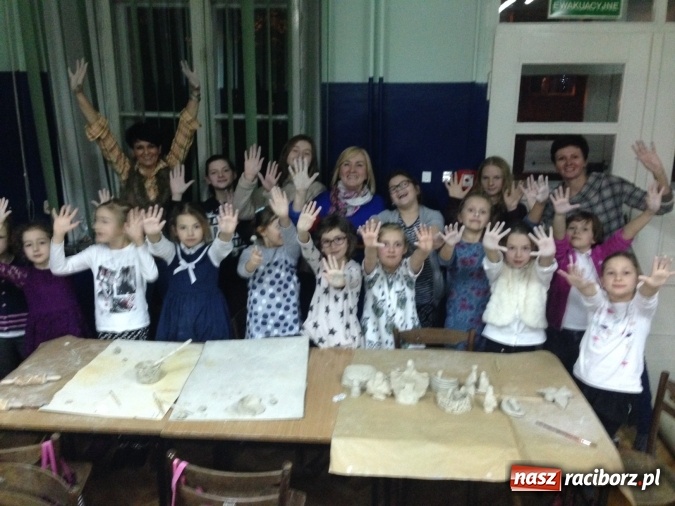 Zdjęcie w galerii na portalu naszraciborz.pl: Warsztaty ceramiczne w Młodzieżowym Domu Kultury wiadomości z regionu