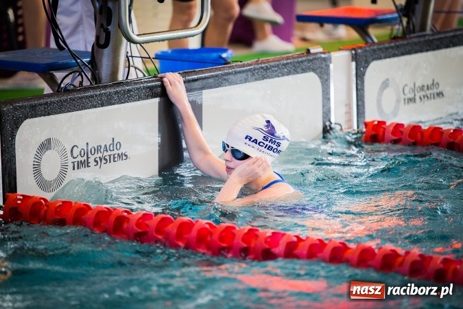 Zdjęcie w galerii na portalu naszraciborz.pl: Ze Śląska na Olimpijskie Areny - młodzi pływacy rywalizowali na pływalni SMS-u  wiadomości z regionu