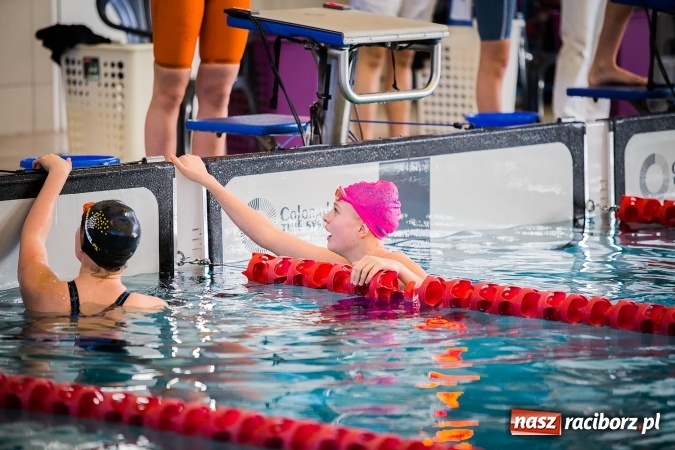 Zdjęcie w galerii na portalu naszraciborz.pl: Ze Śląska na Olimpijskie Areny - młodzi pływacy rywalizowali na pływalni SMS-u  wiadomości z regionu
