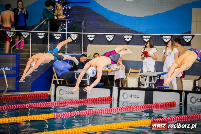 Zdjęcie w galerii na portalu naszraciborz.pl: Ze Śląska na Olimpijskie Areny - młodzi pływacy rywalizowali na pływalni SMS-u  wiadomości z regionu