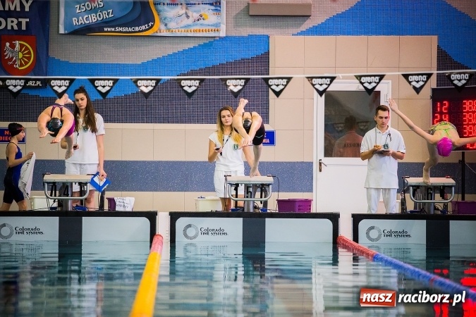 Zdjęcie w galerii na portalu naszraciborz.pl: Ze Śląska na Olimpijskie Areny - młodzi pływacy rywalizowali na pływalni SMS-u  wiadomości z regionu