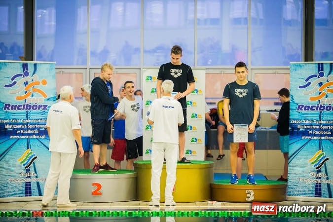 Zdjęcie w galerii na portalu naszraciborz.pl: Ze Śląska na Olimpijskie Areny - młodzi pływacy rywalizowali na pływalni SMS-u  wiadomości z regionu