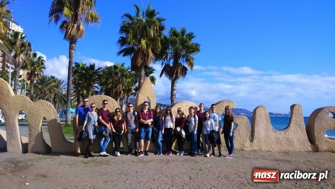 Zdjęcie w galerii na portalu naszraciborz.pl: Uczniowie z Raciborza przez miesiąc zdobywali doświadczenia w Hiszpanii  wiadomości z regionu