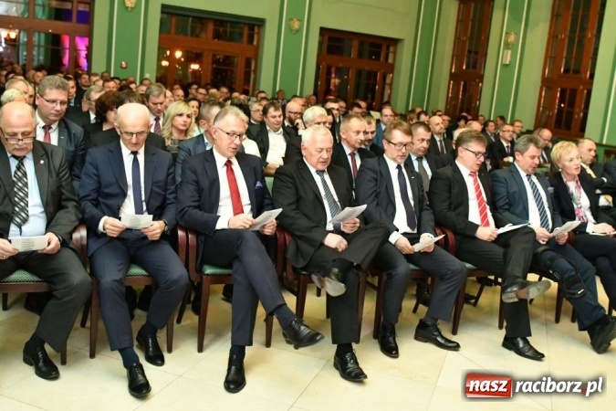 Zdjęcie w galerii na portalu naszraciborz.pl: Przyszły rok, rokiem zmian w RAFAKO S.A. wiadomości z regionu