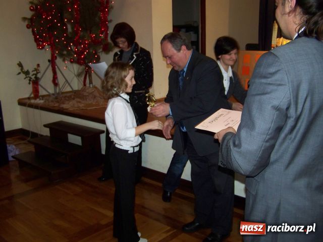 Zdjęcie w galerii na portalu naszraciborz.pl: Przybieżeli do... G5, a tam festiwal kolęd wiadomości z regionu