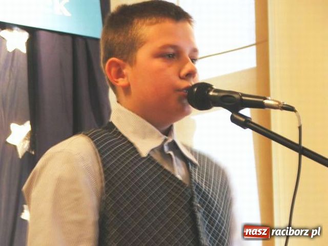 Zdjęcie w galerii na portalu naszraciborz.pl: Przybieżeli do... G5, a tam festiwal kolęd wiadomości z regionu