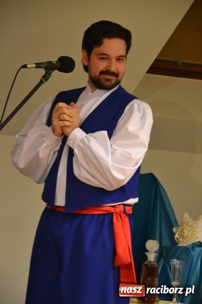 Zdjęcie w galerii na portalu naszraciborz.pl: Grecki raj - program rozrywkowy na Zamku Piastowskim  wiadomości z regionu