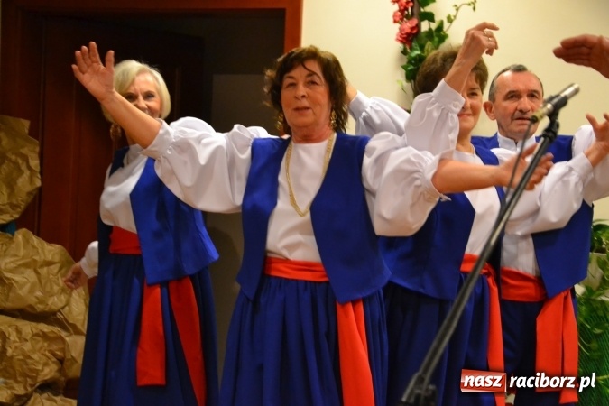 Zdjęcie w galerii na portalu naszraciborz.pl: Grecki raj - program rozrywkowy na Zamku Piastowskim  wiadomości z regionu