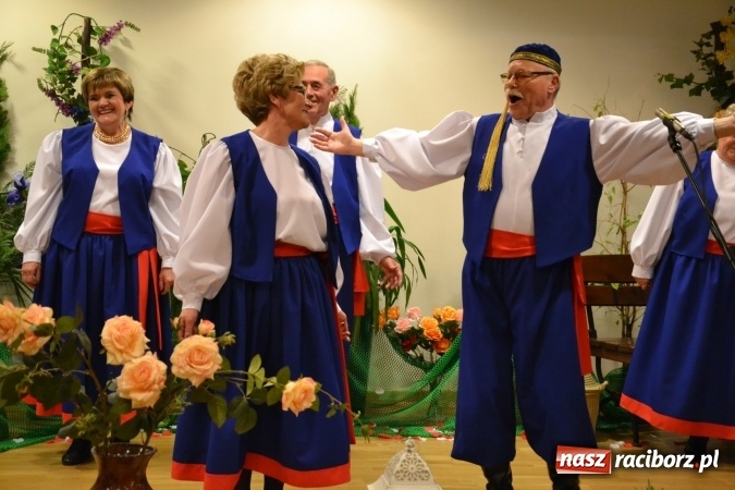 Zdjęcie w galerii na portalu naszraciborz.pl: Grecki raj - program rozrywkowy na Zamku Piastowskim  wiadomości z regionu