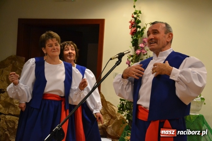 Zdjęcie w galerii na portalu naszraciborz.pl: Grecki raj - program rozrywkowy na Zamku Piastowskim  wiadomości z regionu