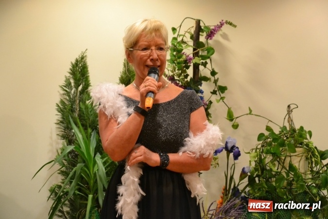 Zdjęcie w galerii na portalu naszraciborz.pl: Grecki raj - program rozrywkowy na Zamku Piastowskim  wiadomości z regionu