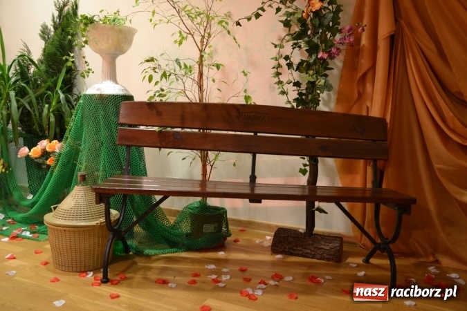 Zdjęcie w galerii na portalu naszraciborz.pl: Grecki raj - program rozrywkowy na Zamku Piastowskim  wiadomości z regionu