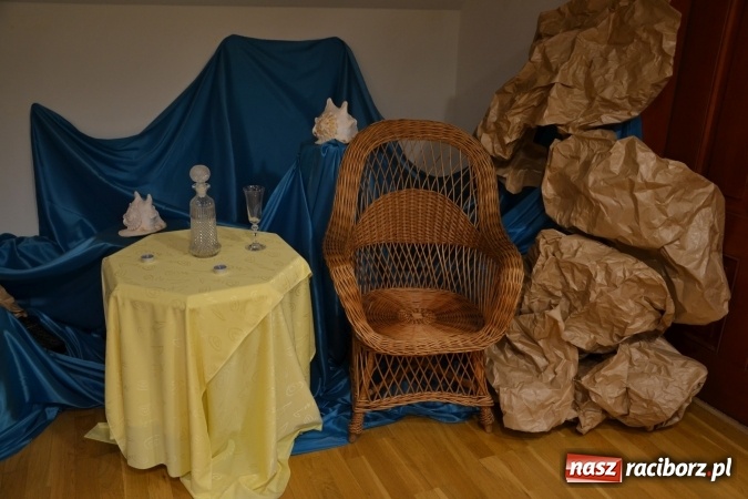 Zdjęcie w galerii na portalu naszraciborz.pl: Grecki raj - program rozrywkowy na Zamku Piastowskim  wiadomości z regionu