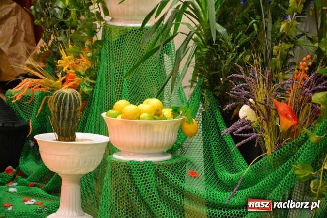 Zdjęcie w galerii na portalu naszraciborz.pl: Grecki raj - program rozrywkowy na Zamku Piastowskim  wiadomości z regionu