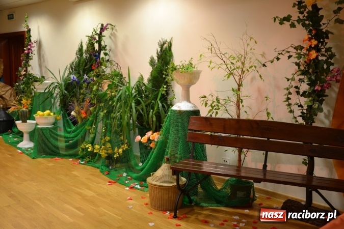 Zdjęcie w galerii na portalu naszraciborz.pl: Grecki raj - program rozrywkowy na Zamku Piastowskim  wiadomości z regionu