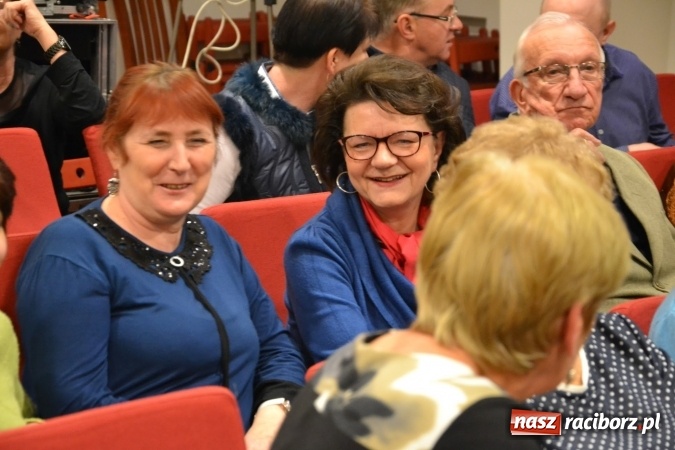 Zdjęcie w galerii na portalu naszraciborz.pl: Grecki raj - program rozrywkowy na Zamku Piastowskim  wiadomości z regionu