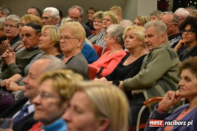 Zdjęcie w galerii na portalu naszraciborz.pl: Grecki raj - program rozrywkowy na Zamku Piastowskim  wiadomości z regionu