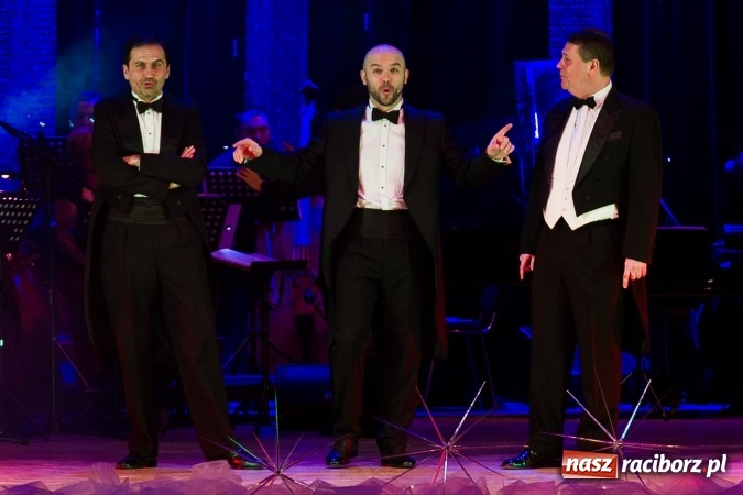 Zdjęcie w galerii na portalu naszraciborz.pl: Tak raciborzanie powitali nowy rok w RCK wiadomości z regionu