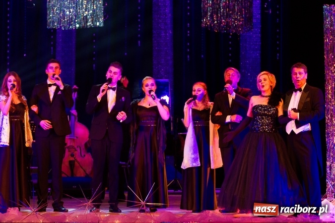 Zdjęcie w galerii na portalu naszraciborz.pl: Tak raciborzanie powitali nowy rok w RCK wiadomości z regionu