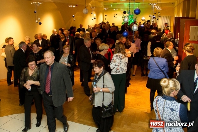 Zdjęcie w galerii na portalu naszraciborz.pl: Tak raciborzanie powitali nowy rok w RCK wiadomości z regionu