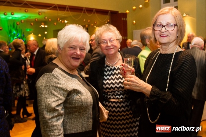 Zdjęcie w galerii na portalu naszraciborz.pl: Tak raciborzanie powitali nowy rok w RCK wiadomości z regionu