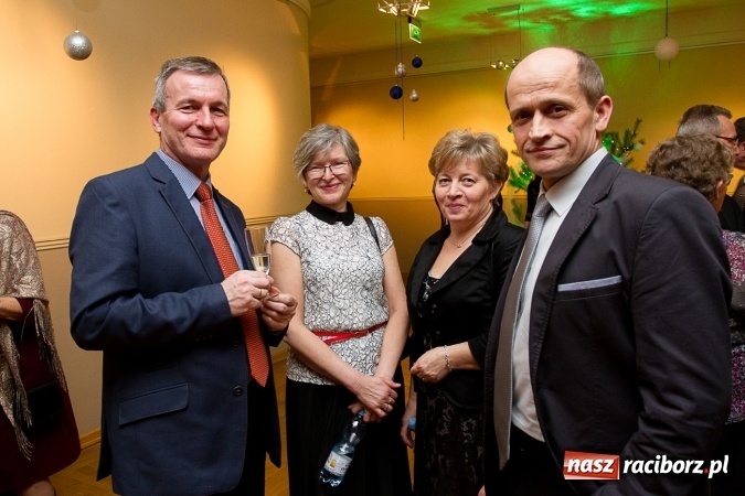 Zdjęcie w galerii na portalu naszraciborz.pl: Tak raciborzanie powitali nowy rok w RCK wiadomości z regionu