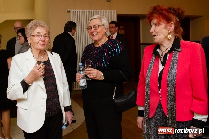 Zdjęcie w galerii na portalu naszraciborz.pl: Tak raciborzanie powitali nowy rok w RCK wiadomości z regionu