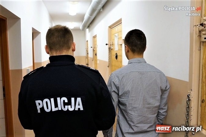 Zdjęcie w galerii na portalu naszraciborz.pl: Trzech na jednego - dotkliwie pobili w sylwestrową noc i uciekli z miejsca zdarzenia. Są już w rękach policji wiadomości z regionu