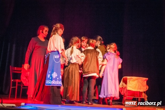 Zdjęcie w galerii na portalu naszraciborz.pl: Spotkanie noworoczne emerytowanych nauczycieli po raz jedenasty, w tym roku w Młodzieżowym Domu Kultury wiadomości z regionu