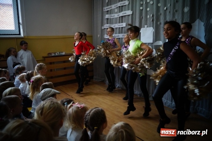 Zdjęcie w galerii na portalu naszraciborz.pl: Jak dobrze jest być babcią! Święto dziadków w Babicach  wiadomości z regionu