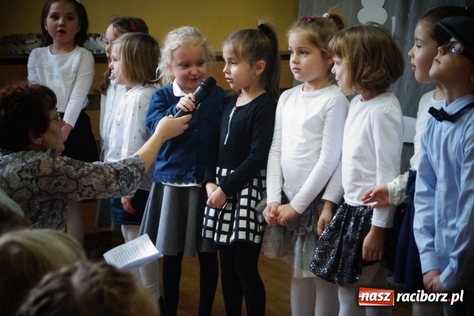 Zdjęcie w galerii na portalu naszraciborz.pl: Jak dobrze jest być babcią! Święto dziadków w Babicach  wiadomości z regionu