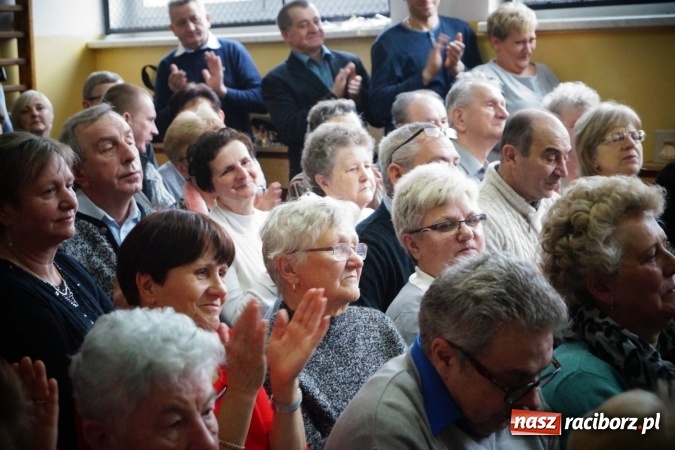 Zdjęcie w galerii na portalu naszraciborz.pl: Jak dobrze jest być babcią! Święto dziadków w Babicach  wiadomości z regionu