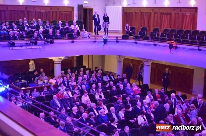 Zdjęcie w galerii na portalu naszraciborz.pl: Wiedeńska Gala Sylwestrowa tradycyjnie już w sylwestrową noc w Raciborskim Centrum Kultury - fotogaleria RCK wiadomości z regionu