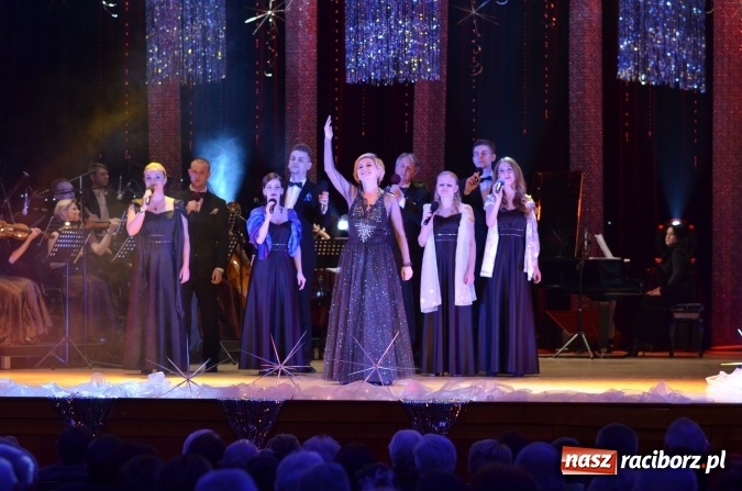 Zdjęcie w galerii na portalu naszraciborz.pl: Wiedeńska Gala Sylwestrowa tradycyjnie już w sylwestrową noc w Raciborskim Centrum Kultury - fotogaleria RCK wiadomości z regionu