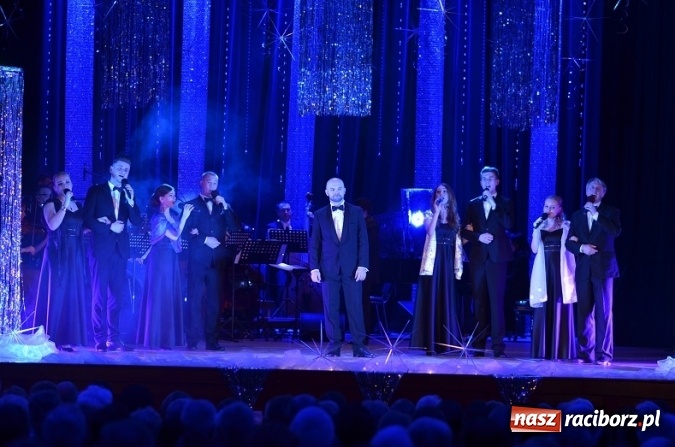 Zdjęcie w galerii na portalu naszraciborz.pl: Wiedeńska Gala Sylwestrowa tradycyjnie już w sylwestrową noc w Raciborskim Centrum Kultury - fotogaleria RCK wiadomości z regionu