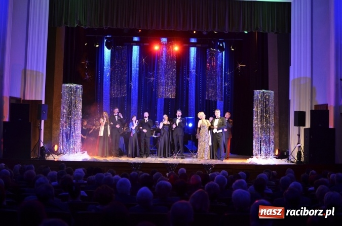 Zdjęcie w galerii na portalu naszraciborz.pl: Wiedeńska Gala Sylwestrowa tradycyjnie już w sylwestrową noc w Raciborskim Centrum Kultury - fotogaleria RCK wiadomości z regionu