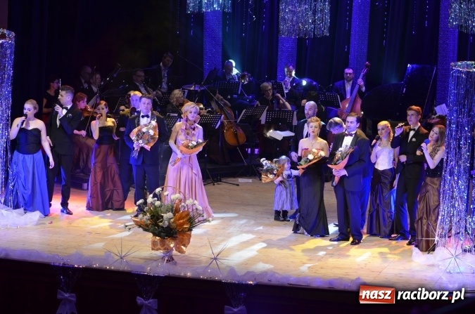 Zdjęcie w galerii na portalu naszraciborz.pl: Wiedeńska Gala Sylwestrowa tradycyjnie już w sylwestrową noc w Raciborskim Centrum Kultury - fotogaleria RCK wiadomości z regionu